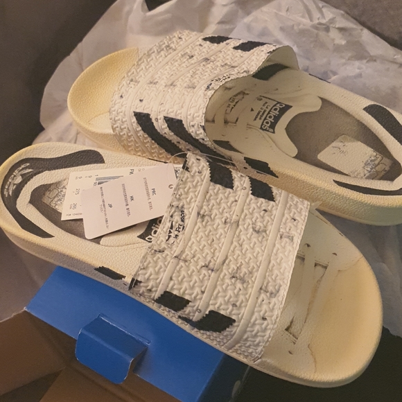 adidas adilette superstarLimited adidas adilette superstarLimited